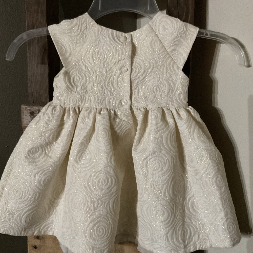 The Children’s Place Elegant Cream Baby Dress with Bow size 12 -18 months - Picture 2 of 6